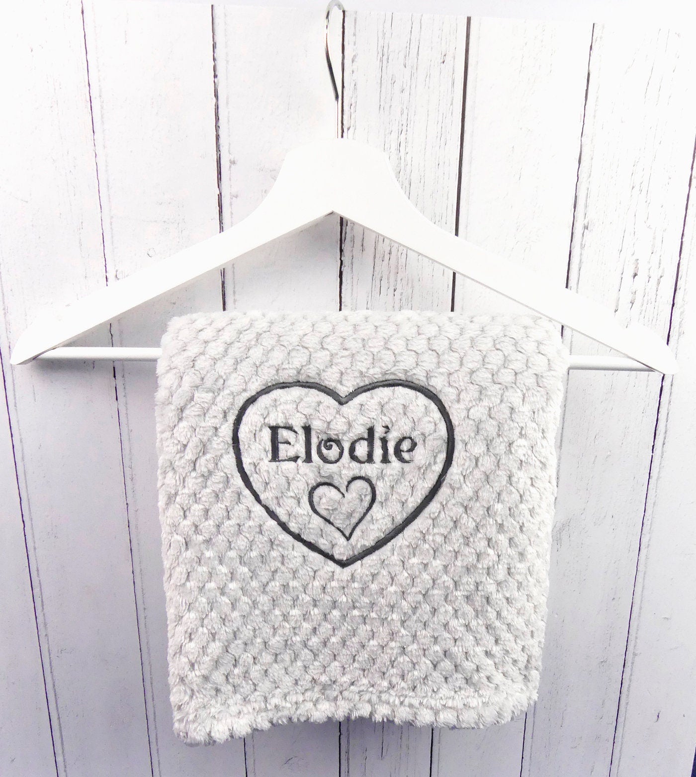 Personalised Baby Blanket with Heart Name Design - Soft Plush Fleece for Nursery, Pram, Crib (75x90cm)